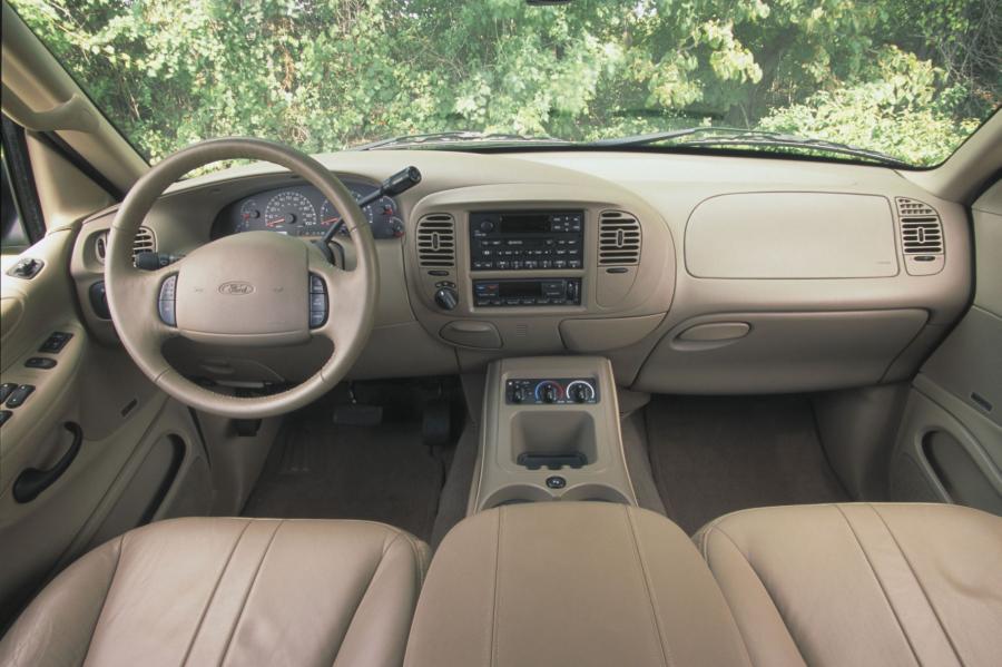  Ford Expedition 1999 года  (фото 29 из 59)